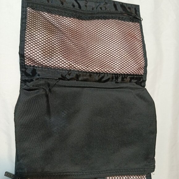 Makeup Bag - Mary Kay Cosmetic & Toiletry Organizer - Travel Makeup Bag - Picture 3 of 5